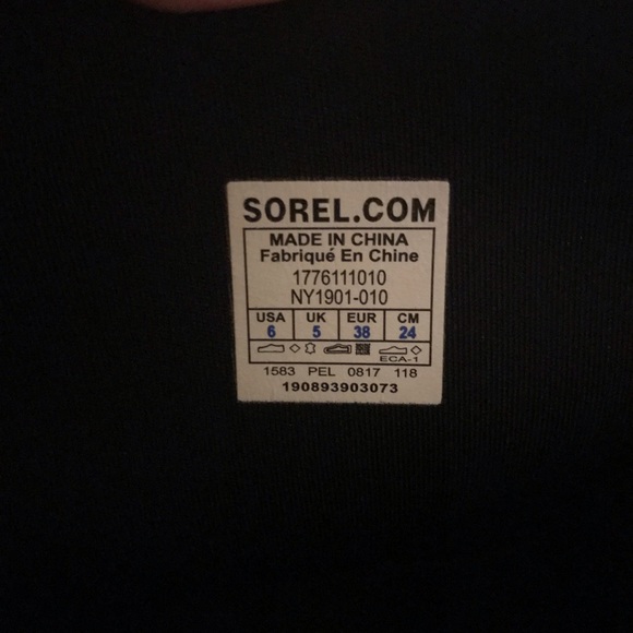 Sorel Black Mid Calf Rainboot - Picture 3 of 7